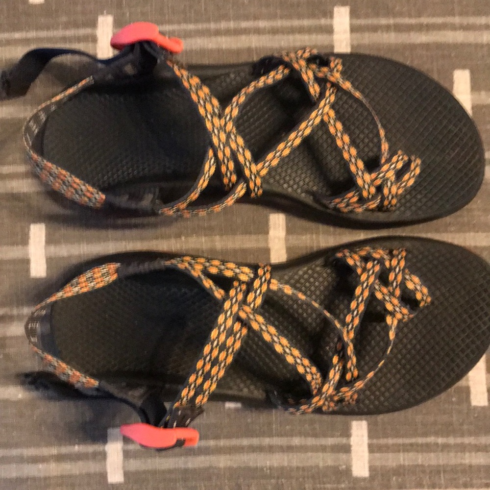 Chacos: Women’s Classic athletic sandal. EUC